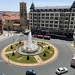 Gyc Vistas A Santo Domingo 莱昂